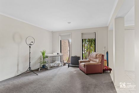 Property photo of 8 Lorikeet Avenue Epsom VIC 3551