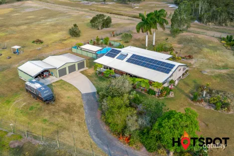852 Booyan Rd, Moore Park Beach, QLD 4670