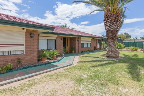 Property photo of 2 Oakajee Court Gosnells WA 6110