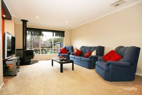 Property photo of 8 West Link Chirnside Park VIC 3116