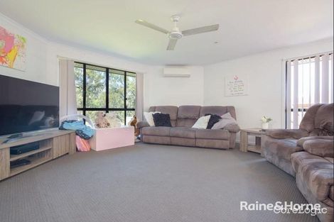 Property photo of 20 Skyline Drive New Auckland QLD 4680