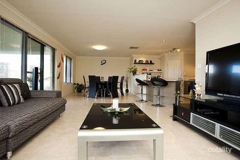 Property photo of 2/6 Kea Court Ellenbrook WA 6069
