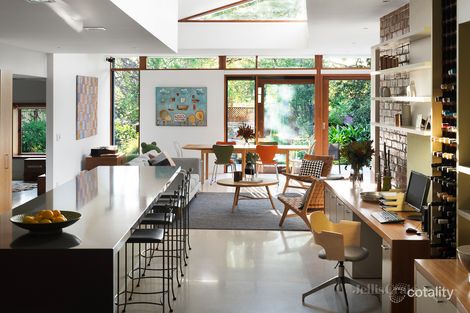 Property photo of 15 Magnolia Road Ivanhoe VIC 3079