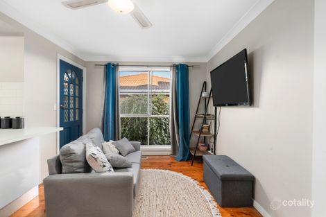 Property photo of 15 Tourmaline Drive West Wodonga VIC 3690