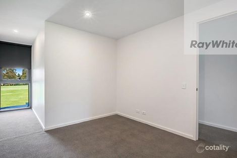 Property photo of 28 Zenith Rise Bundoora VIC 3083