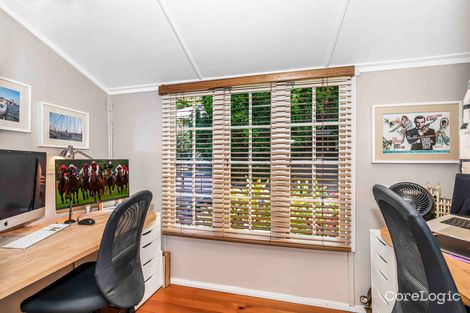 Property photo of 20 Mannion Street Red Hill QLD 4059