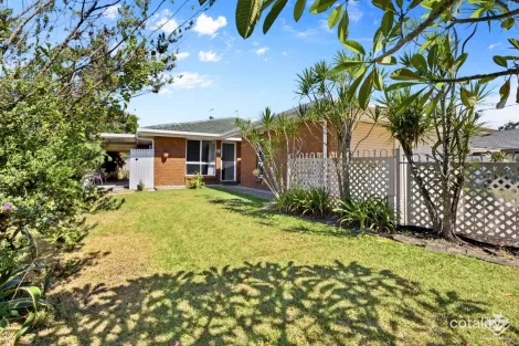 85 Government Rd, Labrador, QLD 4215