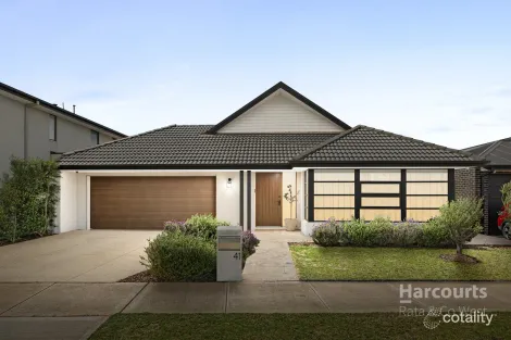 Property photo of 41 Mamic Boulevard Fraser Rise VIC 3336