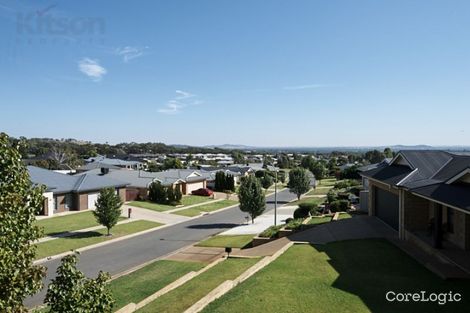 Property photo of 15 Brownlow Drive Bourkelands NSW 2650
