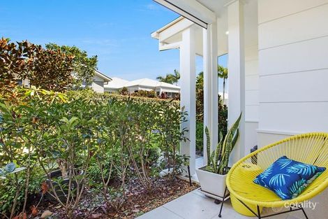 221/299 Napper Rd, Arundel, QLD 4214