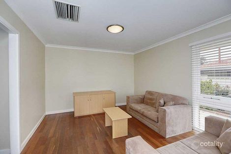 Property photo of 12 Grasmere Place Kelmscott WA 6111