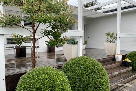 Property photo of 2 Dolphin Avenue Rye VIC 3941