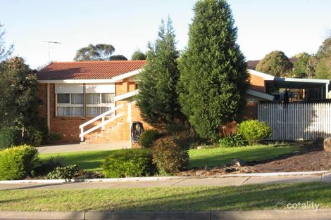 25 Pine Hill Dr, Doncaster East, VIC 3109