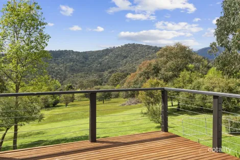 13 Meadow View Ct, Merrijig, VIC 3723