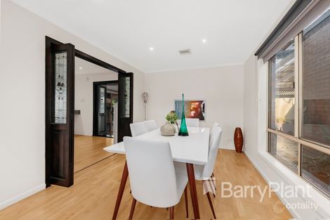 Property photo of 4 Varga Close Mill Park VIC 3082