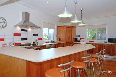 Property photo of 16 Alexander Parade Arcadia Vale NSW 2283