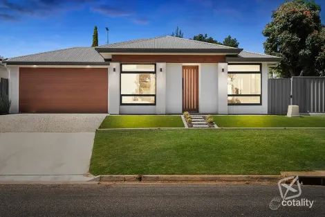 Property photo of 1 Boronia Drive Hope Valley SA 5090