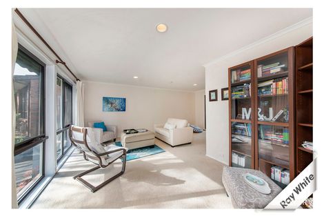 Property photo of 13 Fred Johns Crescent McKellar ACT 2617