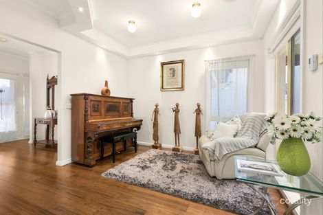 Property photo of 10 Saltwater Crescent Maribyrnong VIC 3032