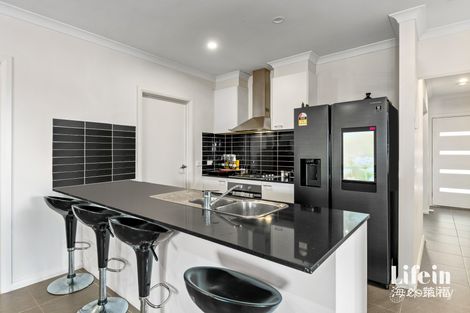Property photo of 3 Anniversary Avenue Wyndham Vale VIC 3024