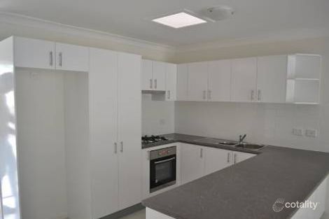 Property photo of 28/5 Spalding Crescent Goodna QLD 4300