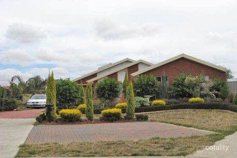 5 Plenty Cl, Taylors Lakes, VIC 3038