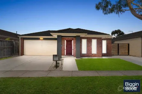 Property photo of 30 Ronald Road Truganina VIC 3029