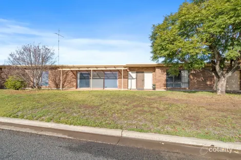 Property photo of 43 Hampden Street Finley NSW 2713