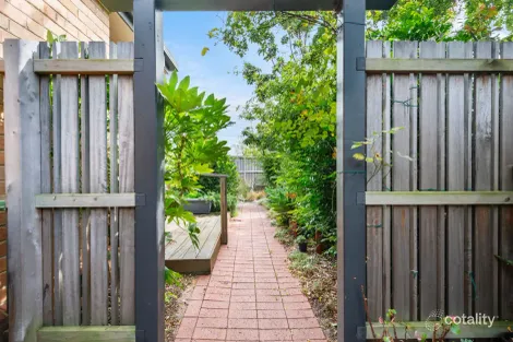 Property photo of 16 Bulmer Street Lakes Entrance VIC 3909