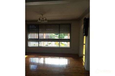 Property photo of 8 Concord Place St Johns Park NSW 2176