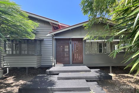 Property photo of 1 Cunningham Street Torquay QLD 4655