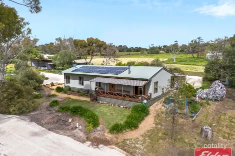 12 Lucks Rd, Kalbeeba, SA 5118