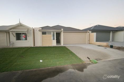 6 Vignerons Loop, Hocking, WA 6065