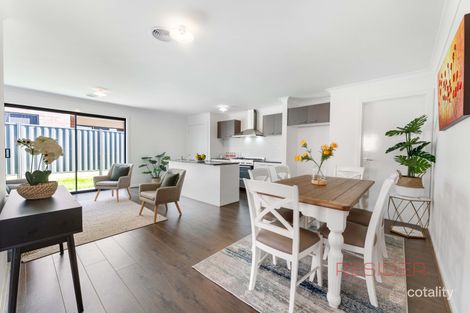 Property photo of 8 Broulee Street Wollert VIC 3750