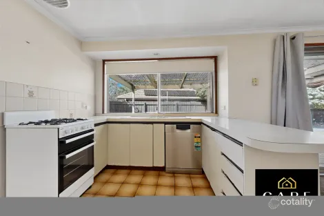 Property photo of 9 Chester Drive Hampton Park VIC 3976
