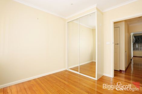 Property photo of 9 Barnard Court Sunshine VIC 3020