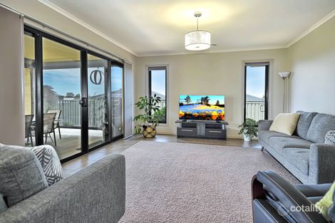 Property photo of 17 Glastonbury Place Ararat VIC 3377