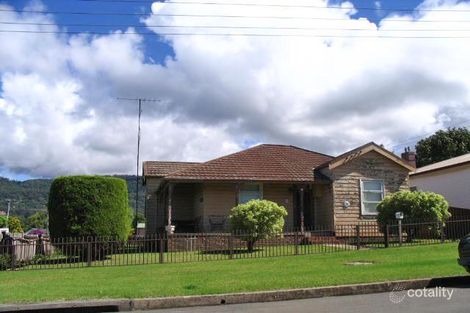 12 John St, Woonona, NSW 2517