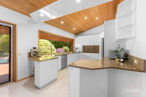 Property photo of 28 Pindari Crescent O'Malley ACT 2606