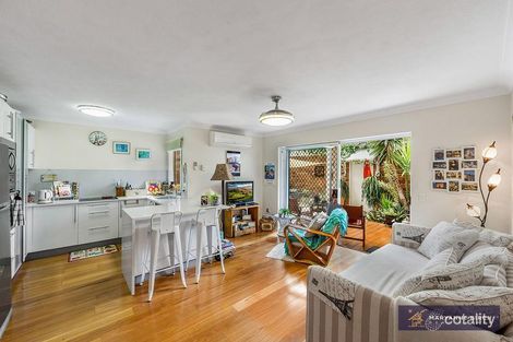 Property photo of 2/26 Malcolm Street Hawthorne QLD 4171