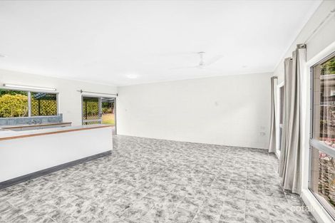 Property photo of 9 Fitzallan Close Kanimbla QLD 4870
