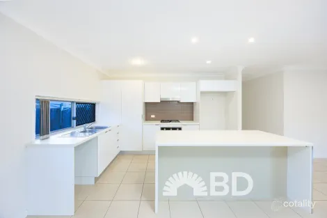 Property photo of 74 Central Green Drive Narangba QLD 4504