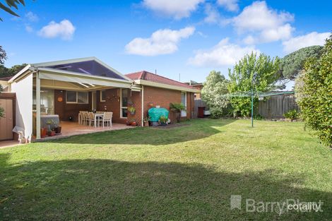 Property photo of 25 Bamford Avenue Westmeadows VIC 3049