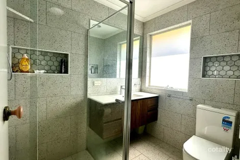 Property photo of 43 Springfield Crescent Hampton Park VIC 3976