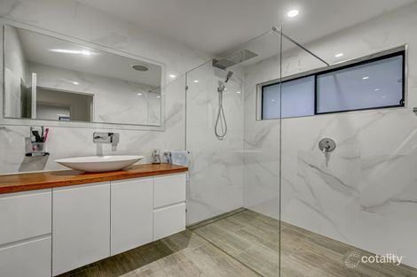 Property photo of 27 Ilya Street Macgregor QLD 4109