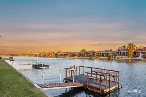 Property photo of 8/8 Hansen Court West Lakes Shore SA 5020