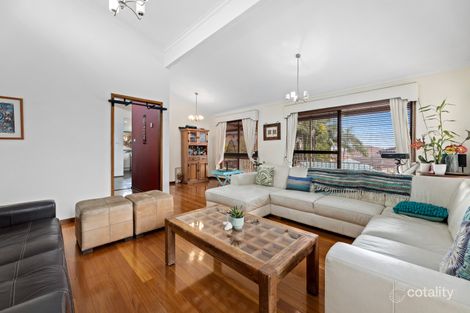 Property photo of 16 Hibiscus Close Alfords Point NSW 2234