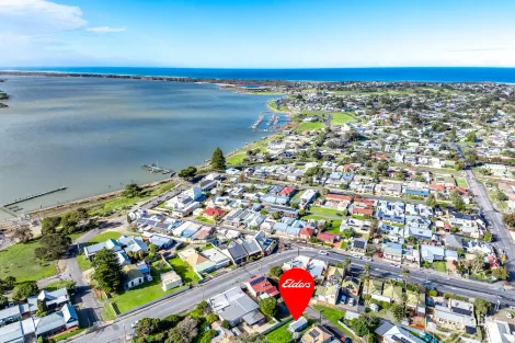 Property photo of 2 Newacott Place Goolwa SA 5214