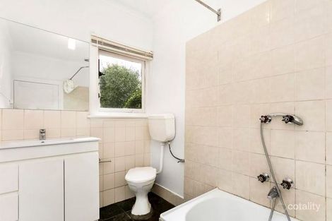 Property photo of 4/389 Barkly Street Elwood VIC 3184