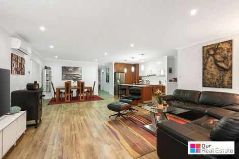 Property photo of 61 Stringybark Street Regents Park QLD 4118